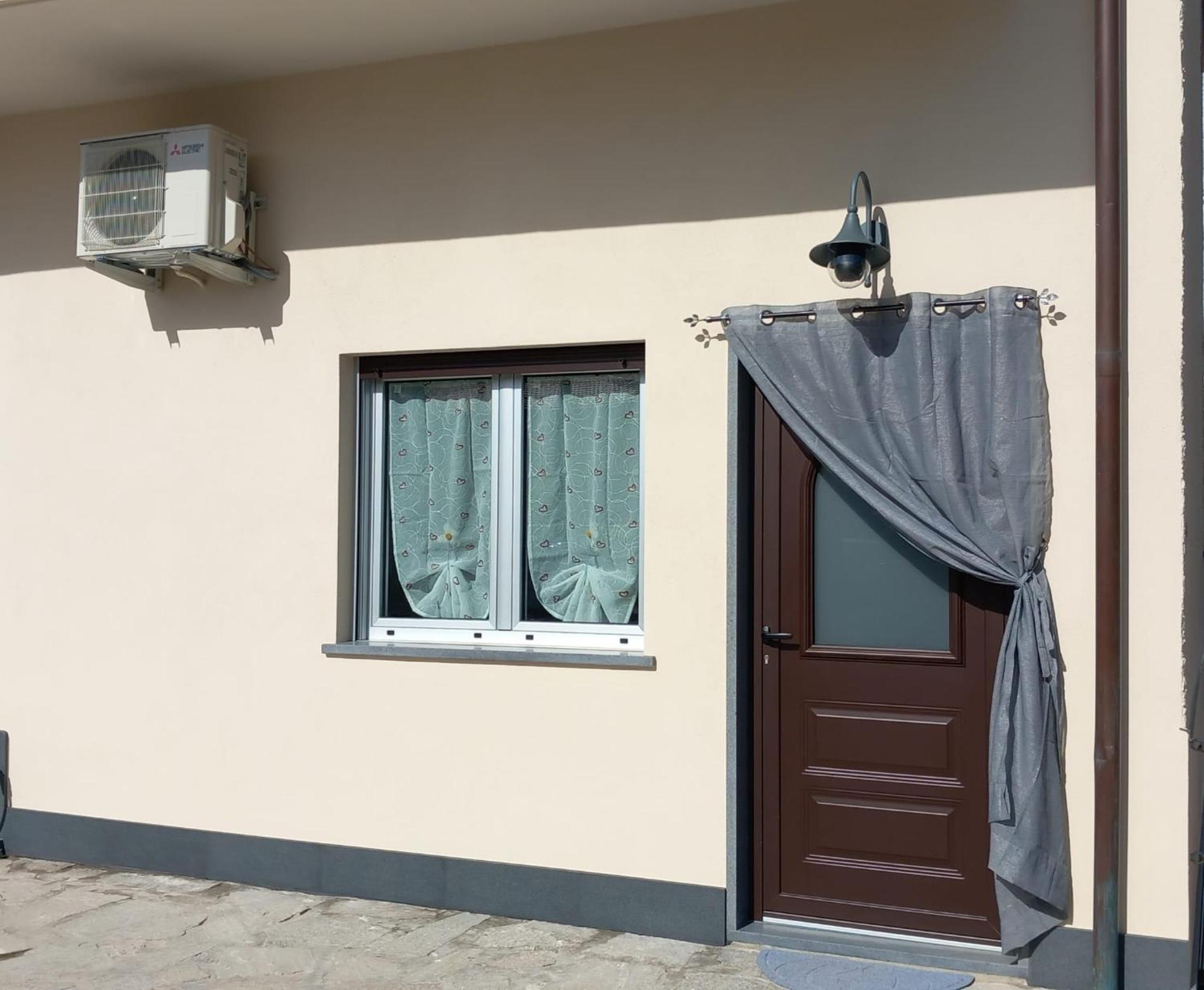 Appartamento Casa Luce Marina di Massa Esterno foto